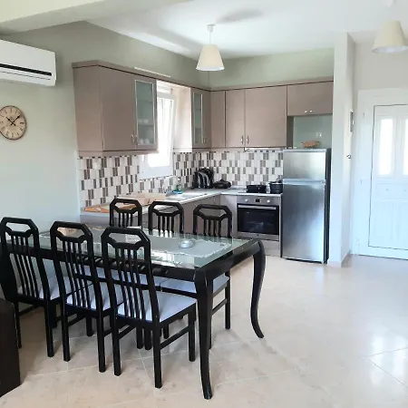 Casa Di Leni Apartment *